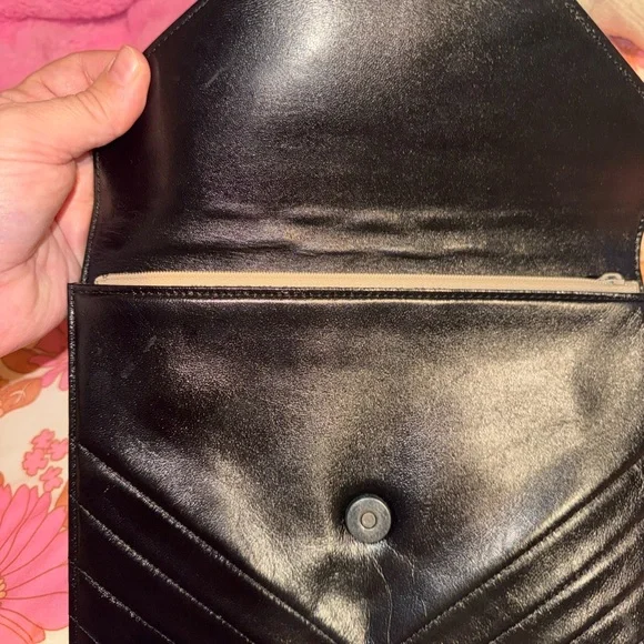 Yves Saint Laurent Shiny Black Chevron Clutch - Picture 4 of 7